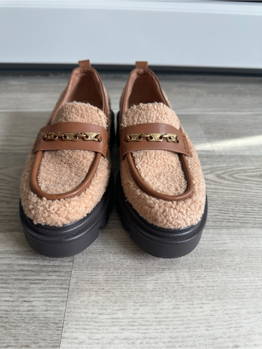 Circus by Sam Edelman Pierce Cozy Faux Shearling Lug Loafer 9 - Picture 6 of 13
